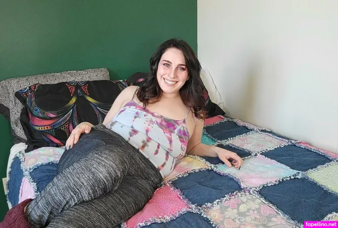 Sarahsaurusrexxx OnlyFans Thumbnail #9EUueQusFI