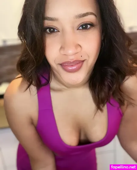Sarahsweetbobbaloo OnlyFans Thumbnail #KzrgNa6r6a
