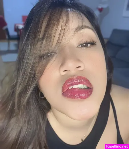 Sarahsweetbobbaloo OnlyFans Thumbnail #tSNyJ4unZo