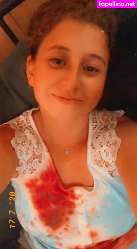 Sarahtheslutfree OnlyFans Thumbnail #yXX5t5f4WS