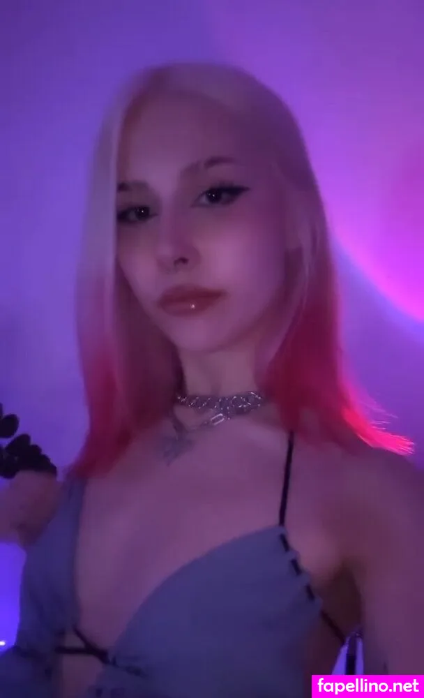 sarahtoninx9_ Nude Leaked OnlyFans Photo #De3EnA5cZC