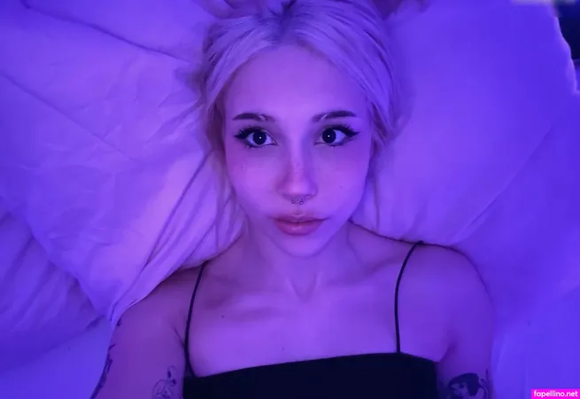 Sarahtoninx9 Main Profile Photo