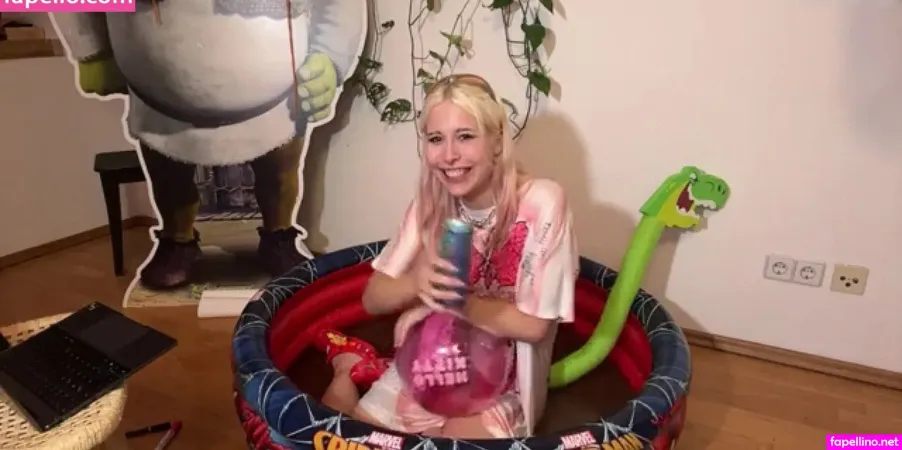 Sarahtoninx9 OnlyFans Thumbnail #S5PKNLJyuw