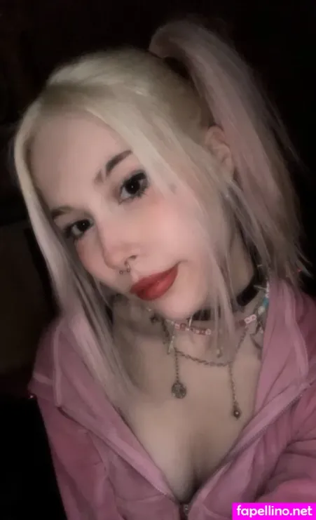 Sarahtoninx9 OnlyFans Thumbnail #UtTYc3lDKn