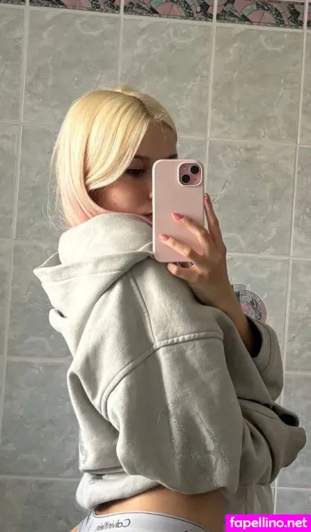 Sarahtoninx9 OnlyFans Thumbnail #yuvQeSCJ0y