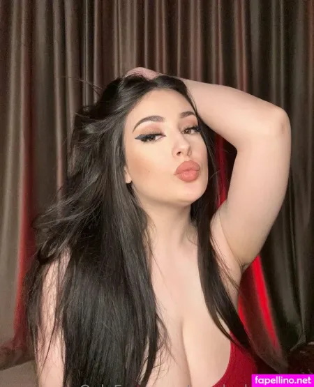 Sarahwhite6969 5 OnlyFans Thumbnail #YTvp3bkAFD