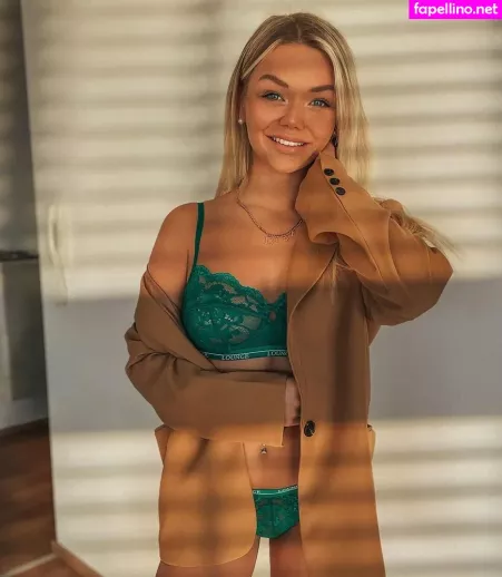 Sarahx Ws OnlyFans Thumbnail #lAK822Hbx2