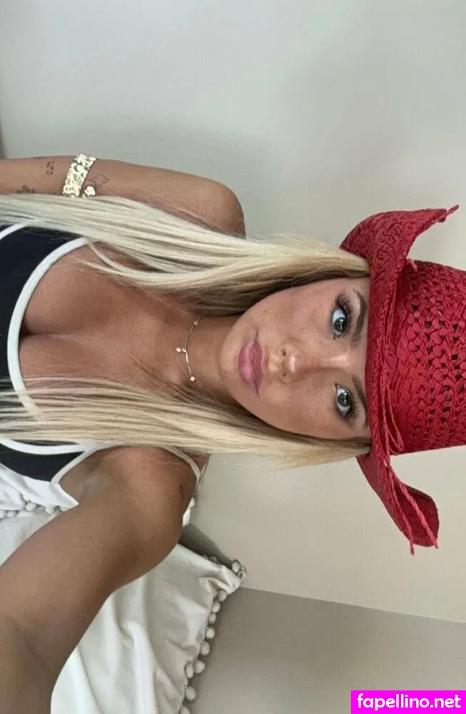 sarahhxo18, sarahxo18 Nude Leaked OnlyFans Photo #G79YcPV3IG