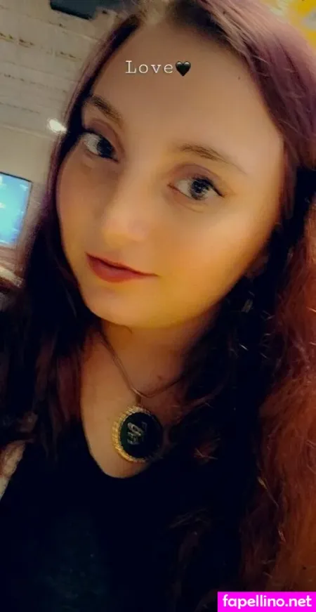 Sarahyournaughtygirl69 OnlyFans Thumbnail #SCYLqxKQ8B