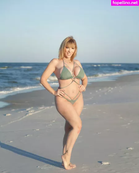 Sarajayfree OnlyFans Thumbnail #QNrdXcLPXN