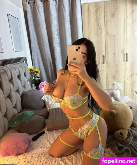 Saralia Gummies15 OnlyFans Thumbnail #CTUnwour6j