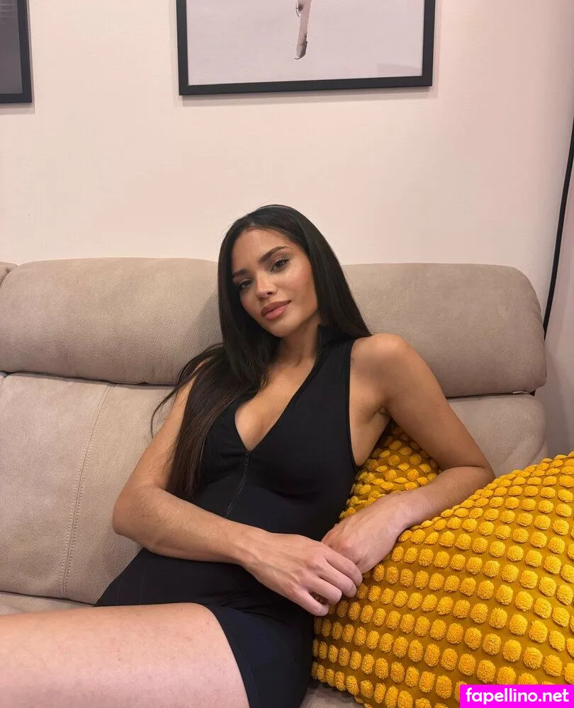 saralimaaxo, saralimaxo Nude Leaked OnlyFans Photo #U6K9ouo584