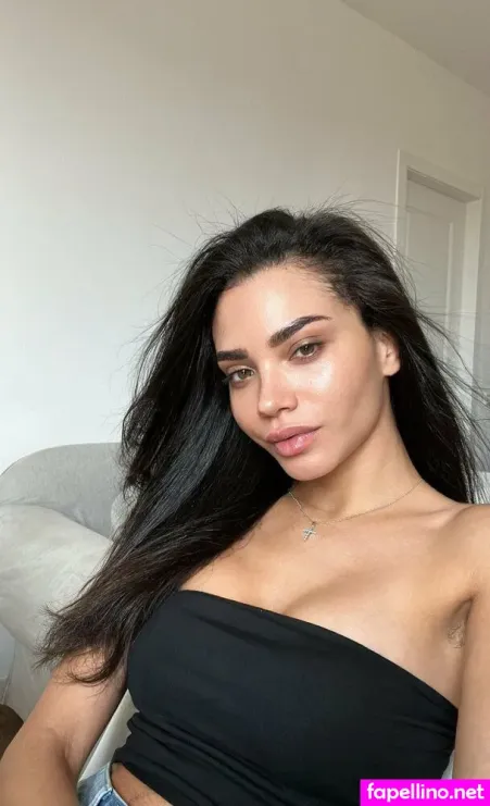 Saralimaxo OnlyFans Thumbnail #UsVrKRbctp
