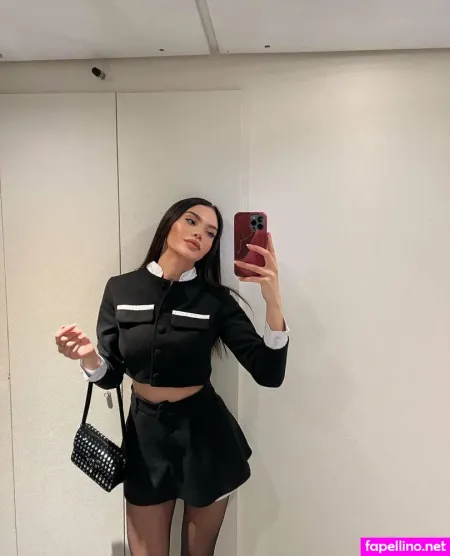 Saralimaxo OnlyFans Thumbnail #cVoUwJXfRa