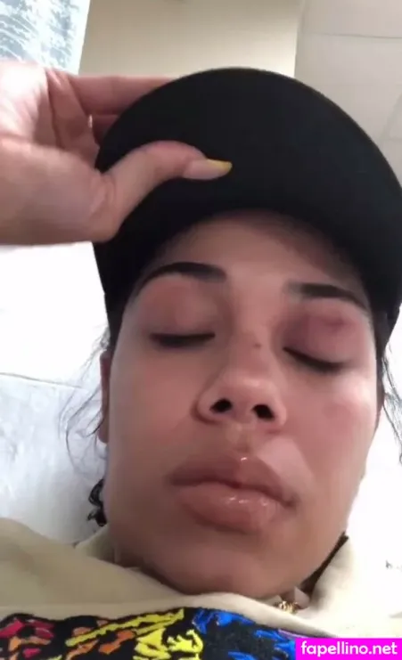 Saramolina OnlyFans Thumbnail #3UbiyccO5N