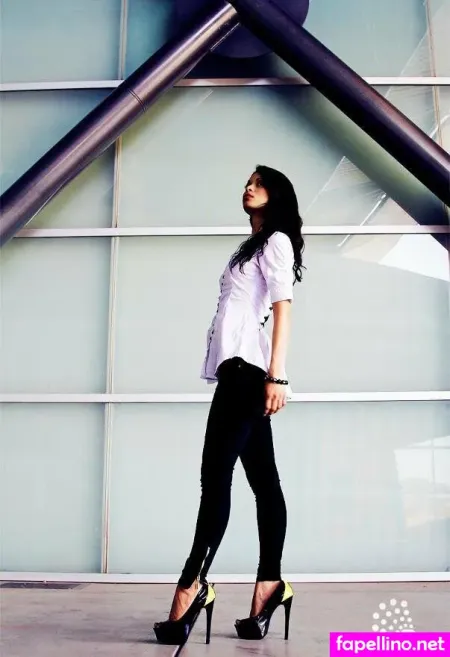 Saramoni OnlyFans Thumbnail #AZeMXnTPFy