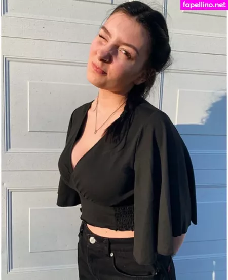 Sarao Sulli OnlyFans Thumbnail #lrNE7oybYK