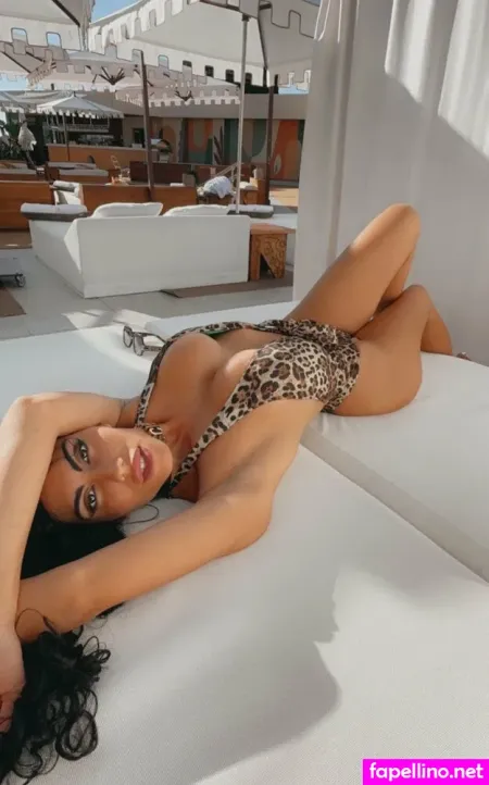 Saraquattrociocche 1 OnlyFans Thumbnail #jobUePYmN8