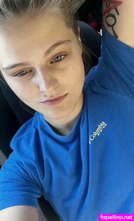 Saras Wood OnlyFans Thumbnail #7aw0hYNStp