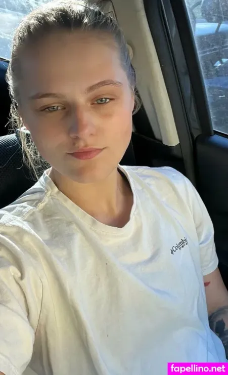 Saras Wood OnlyFans Thumbnail #99baBX3Vdt