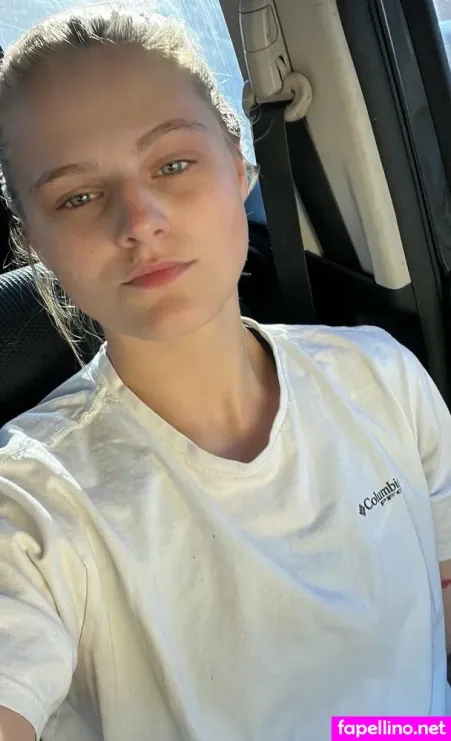 Saras Wood OnlyFans Thumbnail #q4sBUZ5433