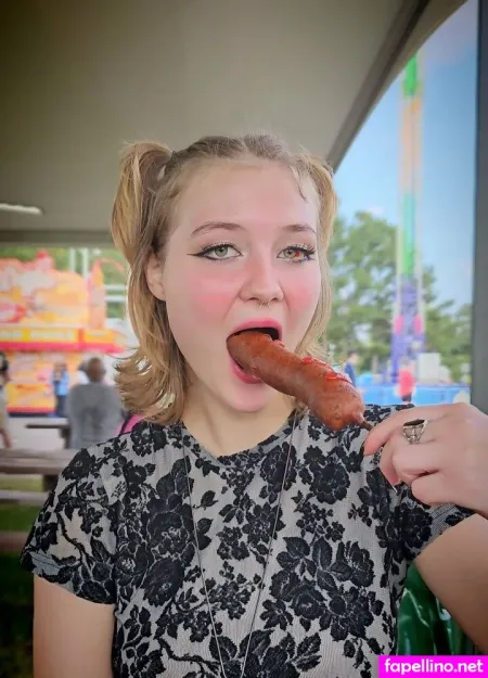 Sarasinner69 OnlyFans Thumbnail #tUbRQ5FIxT