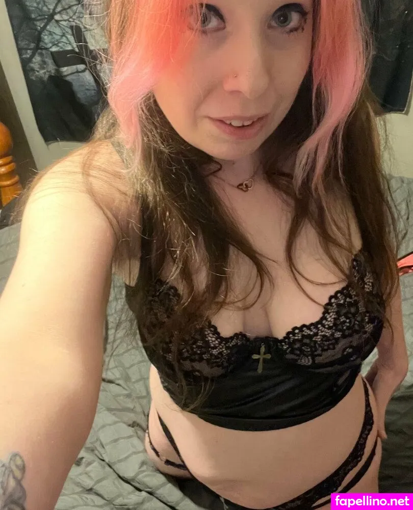 sarastrasza Nude Leaked OnlyFans Photo #2uVIkDPGh2