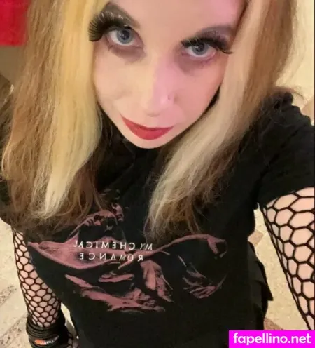 Sarastrasza OnlyFans Thumbnail #ZOZg8dvQyN