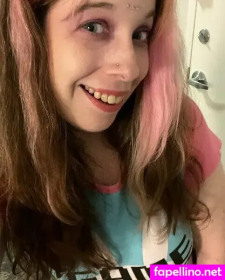 Sarastrasza OnlyFans Thumbnail #n5mcVUx3d8