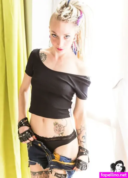 Saravibes OnlyFans Thumbnail #3QwOkF99lY