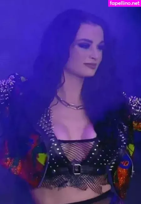 Saraya Bevis OnlyFans Thumbnail #XFF3HjiIN3