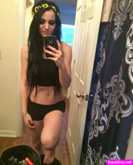 Saraya Jade Bevis OnlyFans Thumbnail #K2RyuqC8mi