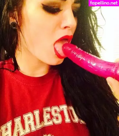 Saraya OnlyFans Thumbnail #vZ88L8Gvhi