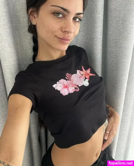 Sarayvegas OnlyFans Thumbnail #p0DVkxGtjv