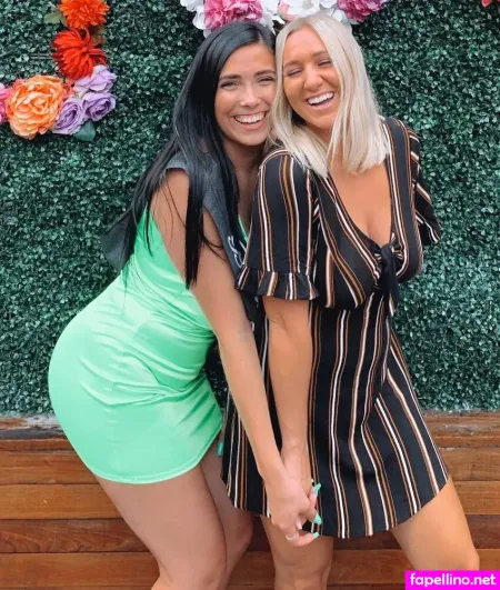 Sarazurbuch OnlyFans Thumbnail #3fTNu3Ltrg