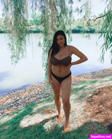 Sarazurbuch OnlyFans Thumbnail #4kkGfD1W9q