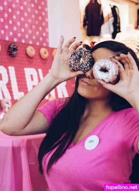 Sarazurbuch OnlyFans Thumbnail #RtOmIv3Diy