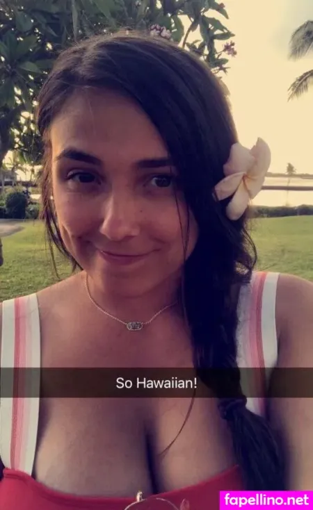 Sarazurbuch OnlyFans Thumbnail #Ru3LmuutNs