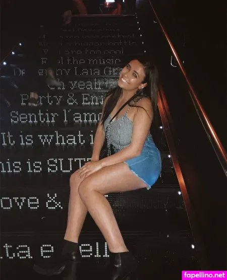 Sarazurbuch OnlyFans Thumbnail #W3EWW4d2TM