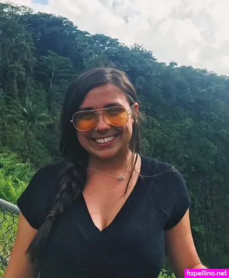 Sarazurbuch OnlyFans Thumbnail #ebwC8bjJc7