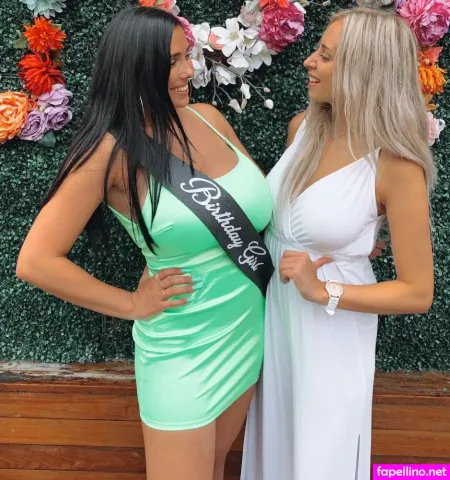 Sarazurbuch OnlyFans Thumbnail #p6ADetUfeq