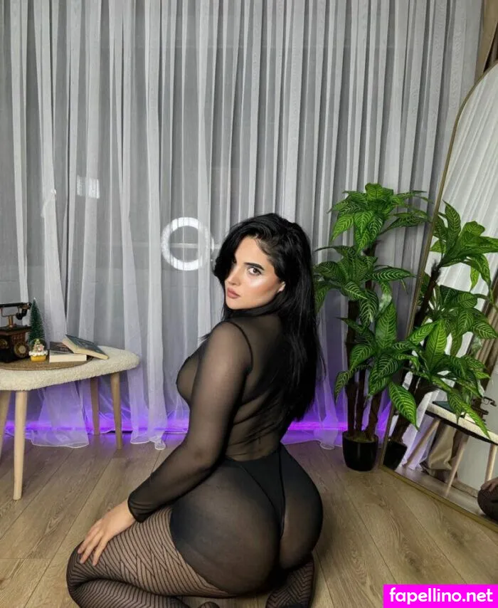 Sareelle, saremuysal0 Nude Leaked OnlyFans Photo #bczF9kg4ZE