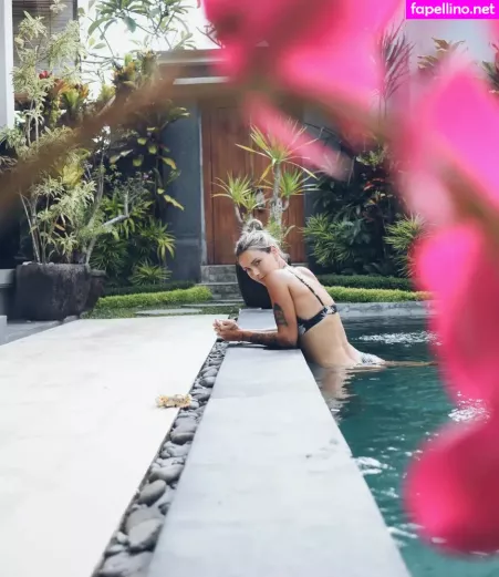 Saremm OnlyFans Thumbnail #FTgnO2RK7t