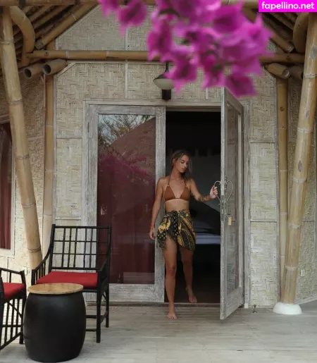 Saremm OnlyFans Thumbnail #Y3Bi1yGp61