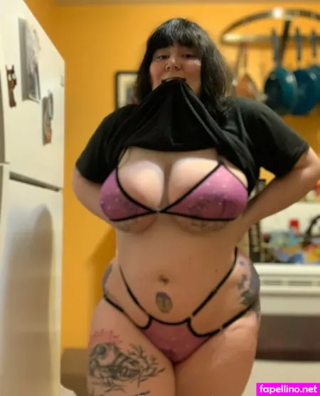 Sarenademon 2 OnlyFans Thumbnail #7h3LODMgEf