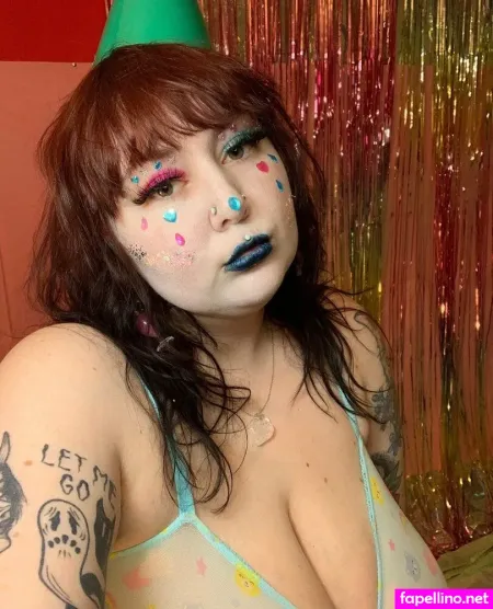 Sarenademonvip OnlyFans Thumbnail #FIUP4Kegq1