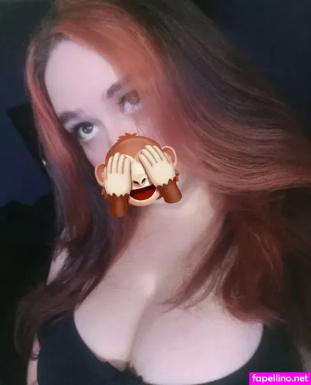 Sareniia OnlyFans Thumbnail #AmRsoWFCHn