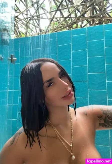 Sarha R OnlyFans Thumbnail #9M2Cn6PfLn