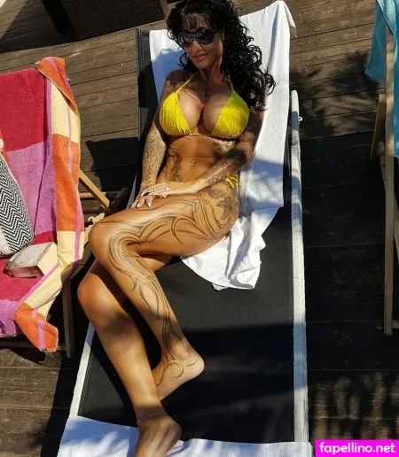 Sari Sander OnlyFans Thumbnail #GECBForiG6