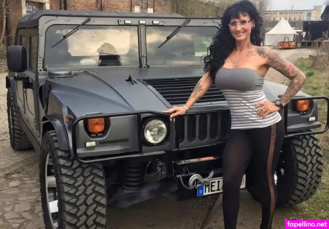 Sari Sander OnlyFans Thumbnail #rMLJsGAC4G